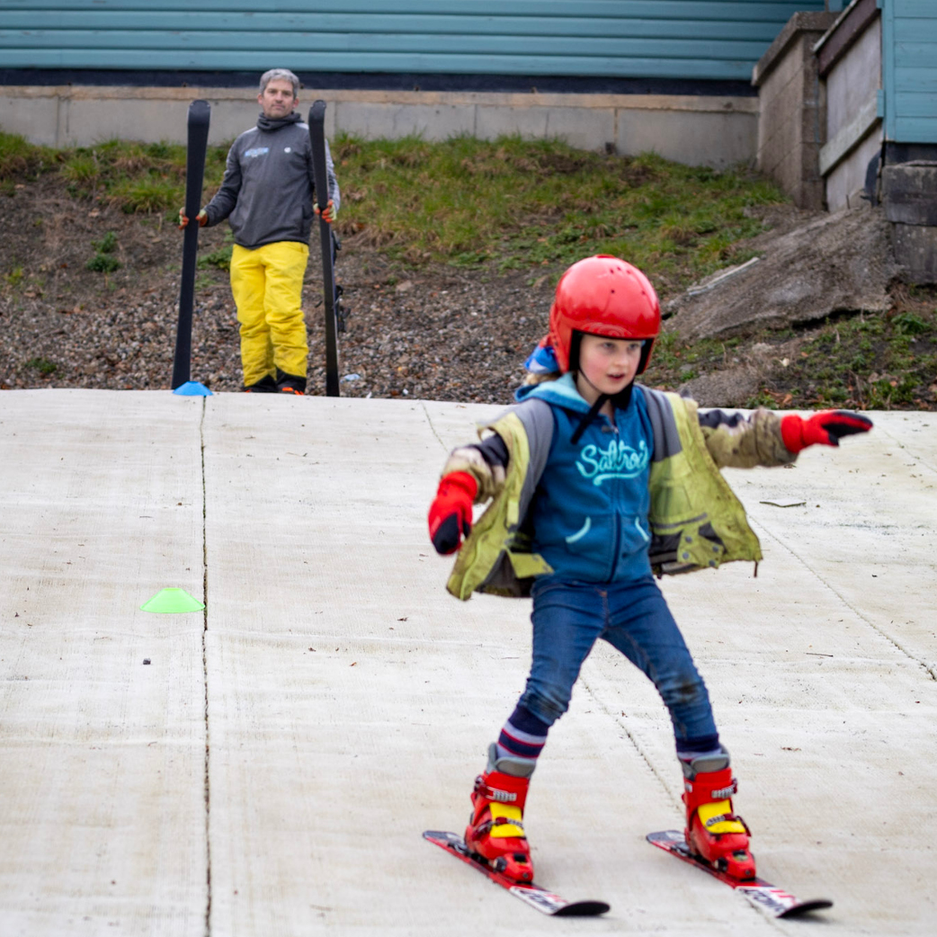 Volunteering - The Hill Ski Centre