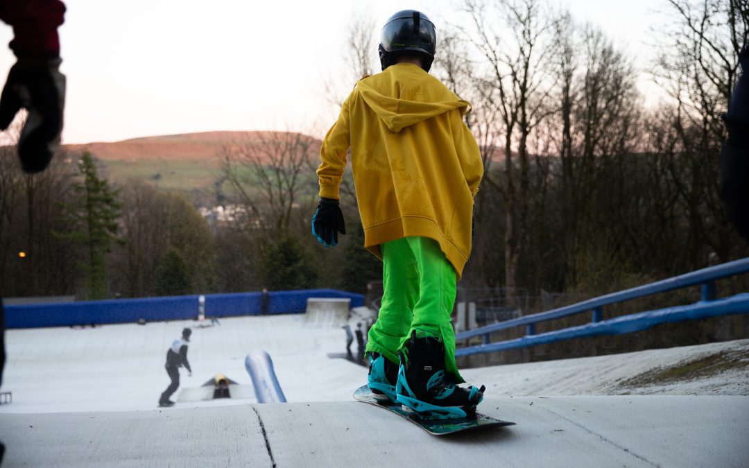 Snowboarding lessons at The Hill, Home of ski rossendale